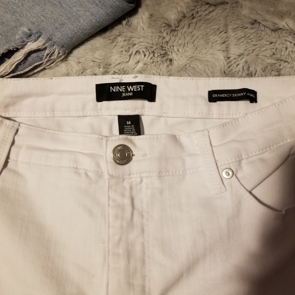 Jeans Bundle - image 4